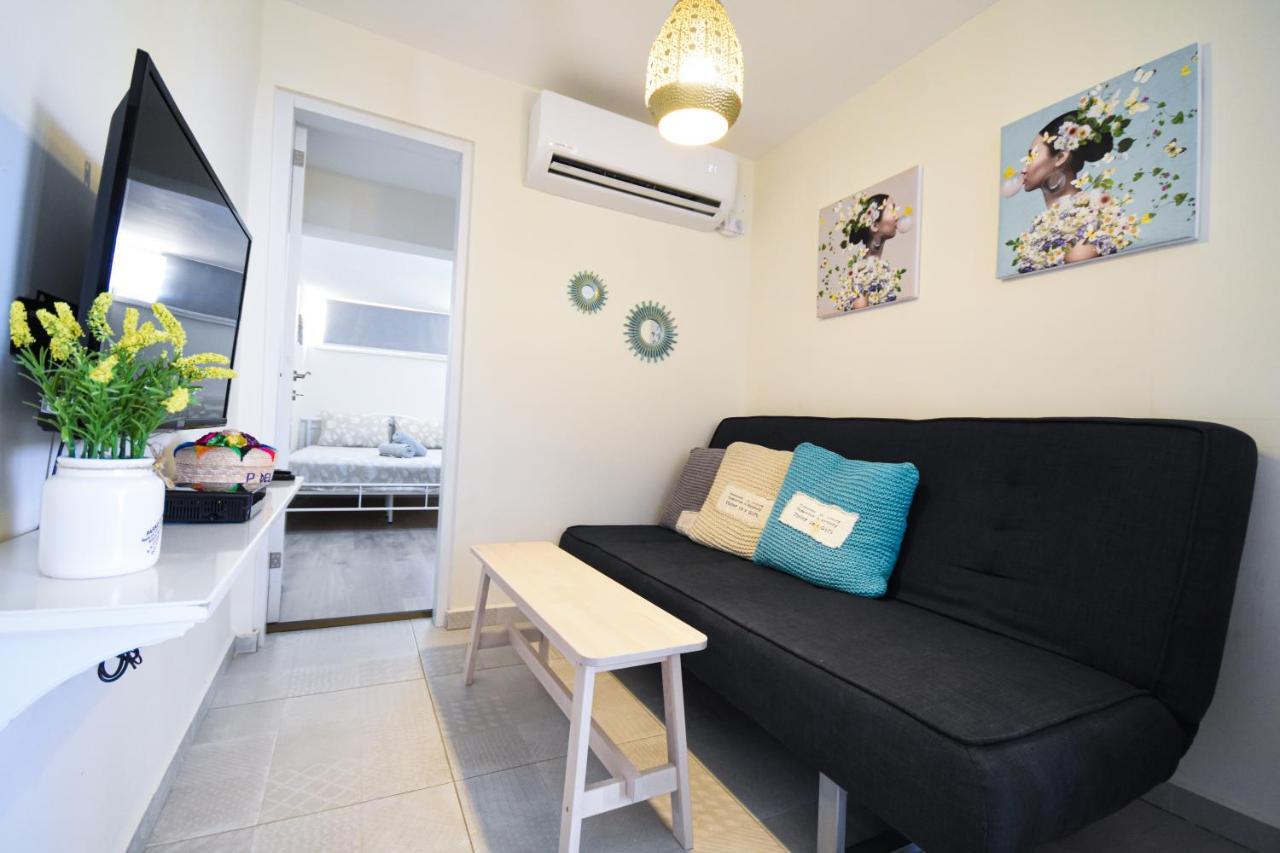 Sunshine Suite Boutique Only 5 Min Walk To The Beach - By Seaelo เอลัต ภายนอก รูปภาพ