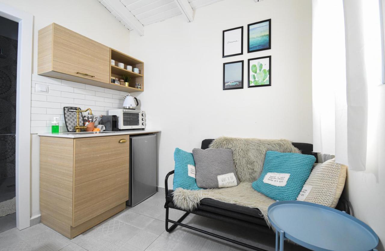 Sunshine Suite Boutique Only 5 Min Walk To The Beach - By Seaelo เอลัต ภายนอก รูปภาพ